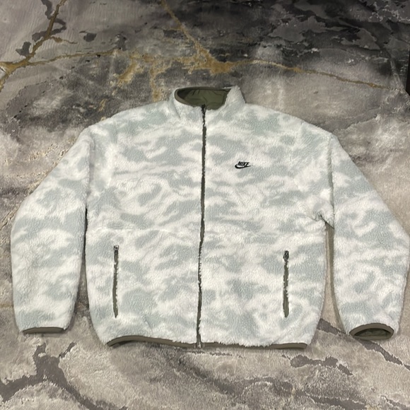 NEW!! Nike Reversible Club Plus Winter Jacket - Small - Picture 12 of 14